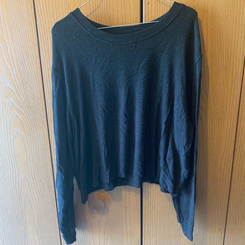 🌸 3/$20 Mossimo Gray Long Sleeve Top